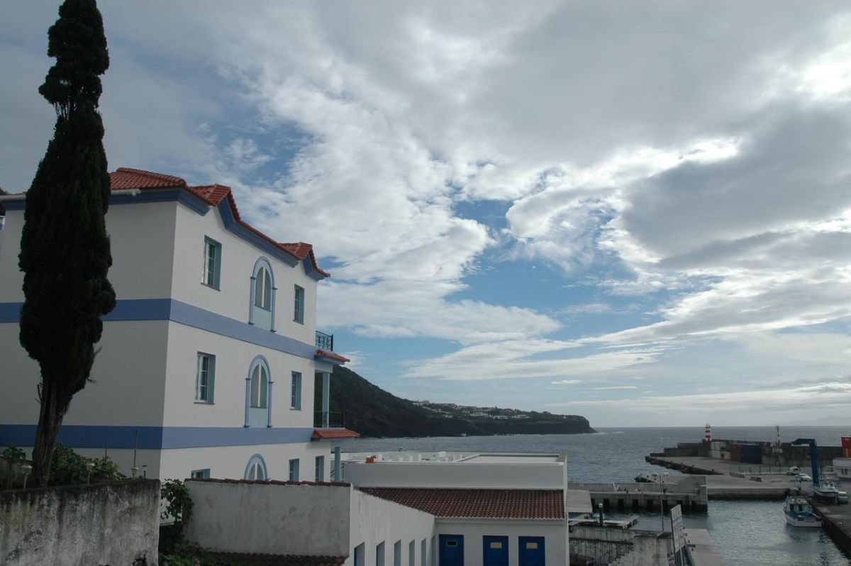 ../../holiday-hotels/?HolidayID=183&HotelID=232&HolidayName=Portugal+%2D+Azores+-Portugal+%2D+Azores+%2D+Eastern+%26+Central+Islands-&HotelName=Hotel+Casa+do+Antonio%2C+S%C3%A3o+Jorge+">Hotel Casa do Antonio, São Jorge 